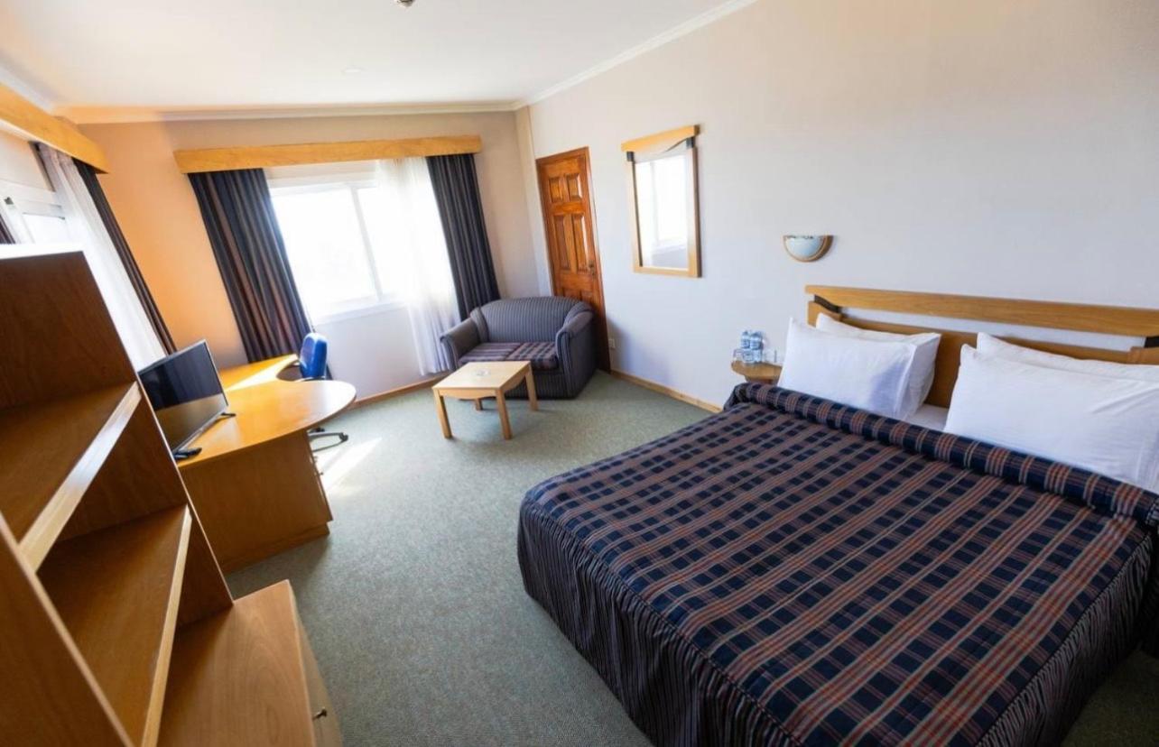 The Crescent Beach Hotel Baku Extérieur photo
