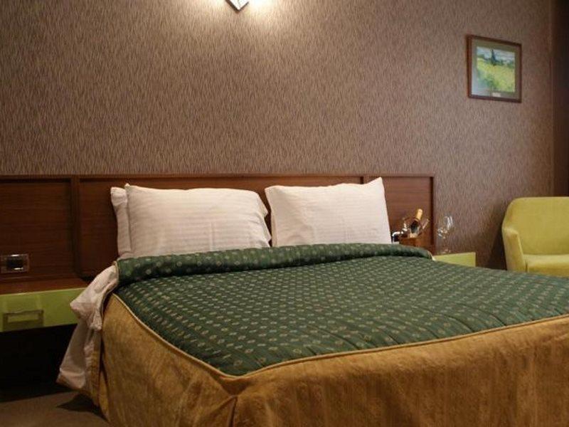 The Crescent Beach Hotel Baku Extérieur photo