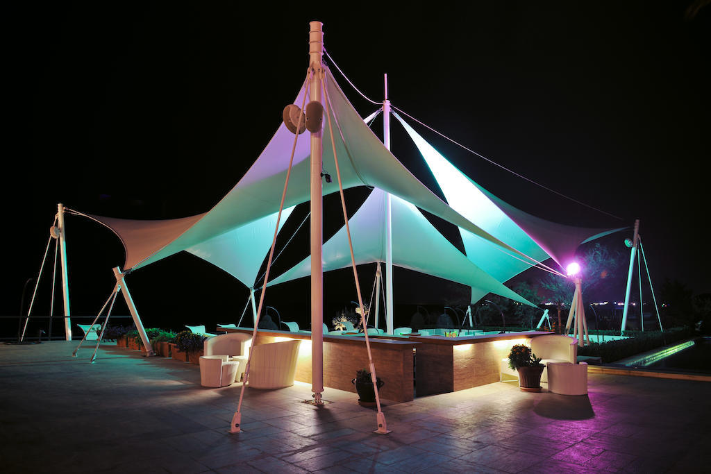 The Crescent Beach Hotel Baku Extérieur photo